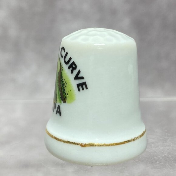 Vintage Horseshoe Curve Thimble Altoona PA Souvenir Porcelain Collectible - Picture 4 of 10